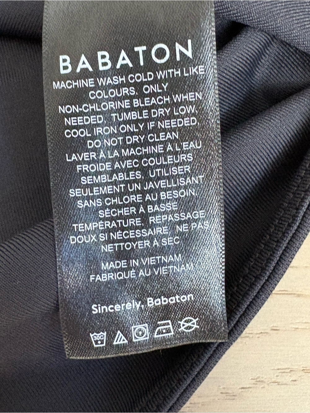 Babaton Cropped Tee - Picture 3 of 4